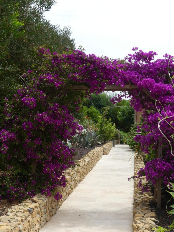 La Calanque Du Boucharel Hotel Saint Aygulf Exterior photo